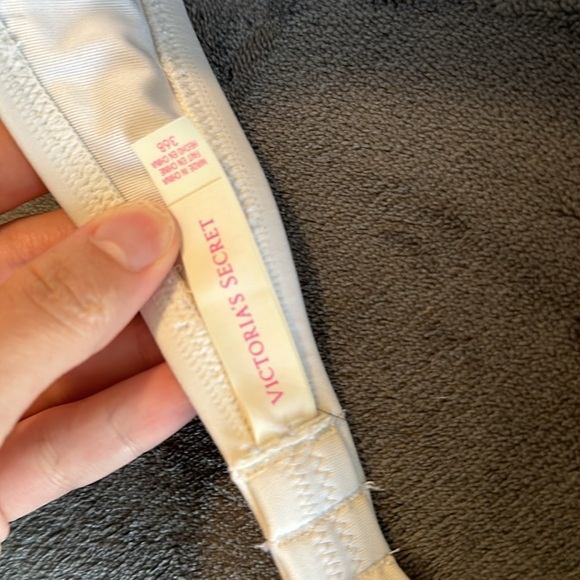 VS SWIM TOP - Picture 3 of 7